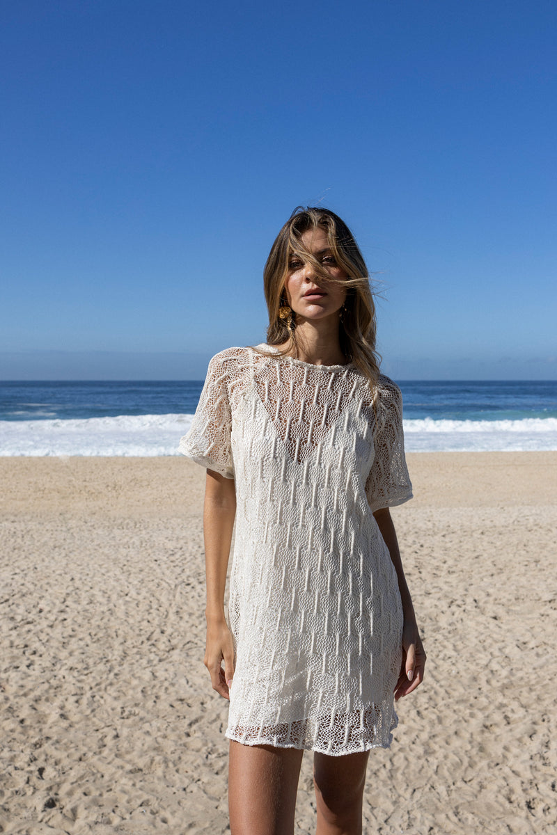 Mini Vestido Crochê Off White – Falesia Carioca
