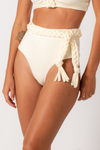 Conjunto Faixa Um Ombro Macramê Off White